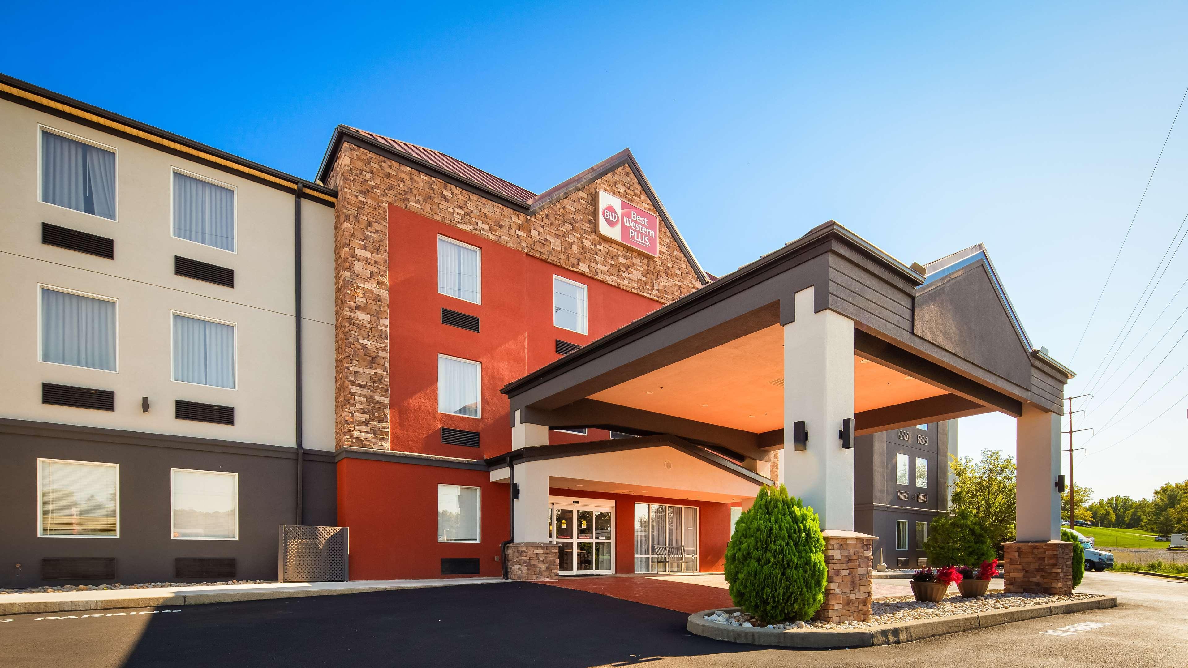 Best Western Plus New Cumberland Bagian luar foto