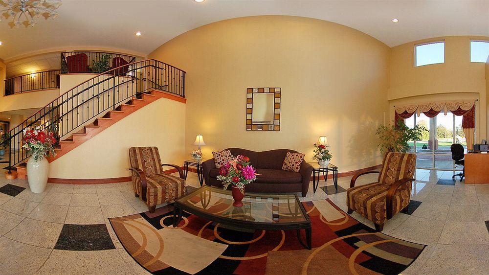 Best Western Plus New Cumberland Bagian luar foto